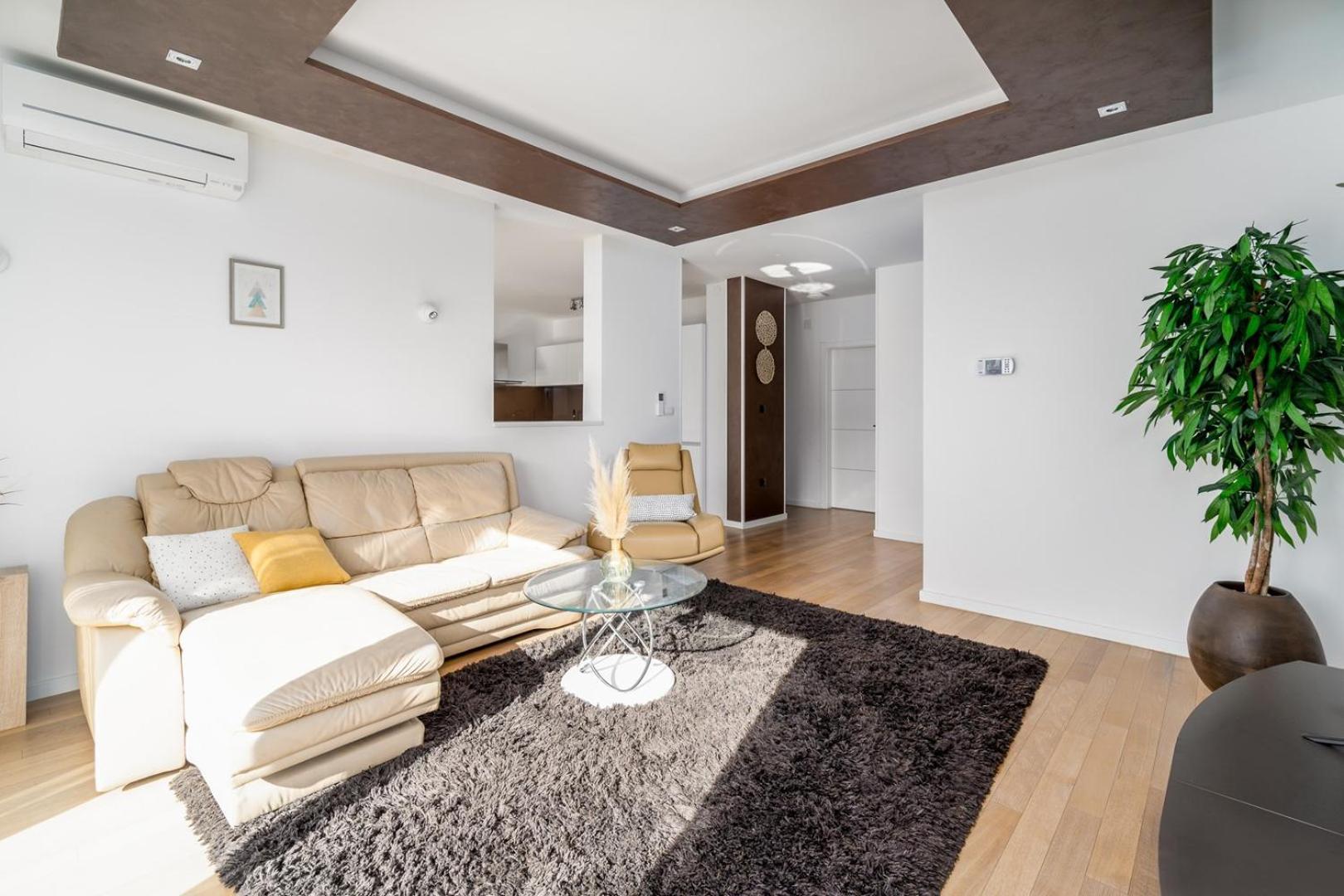 Luxury Villa Lucas With Heated Pool, Whirlpool, Sauna, 14 Pax Podstrana Exteriör bild