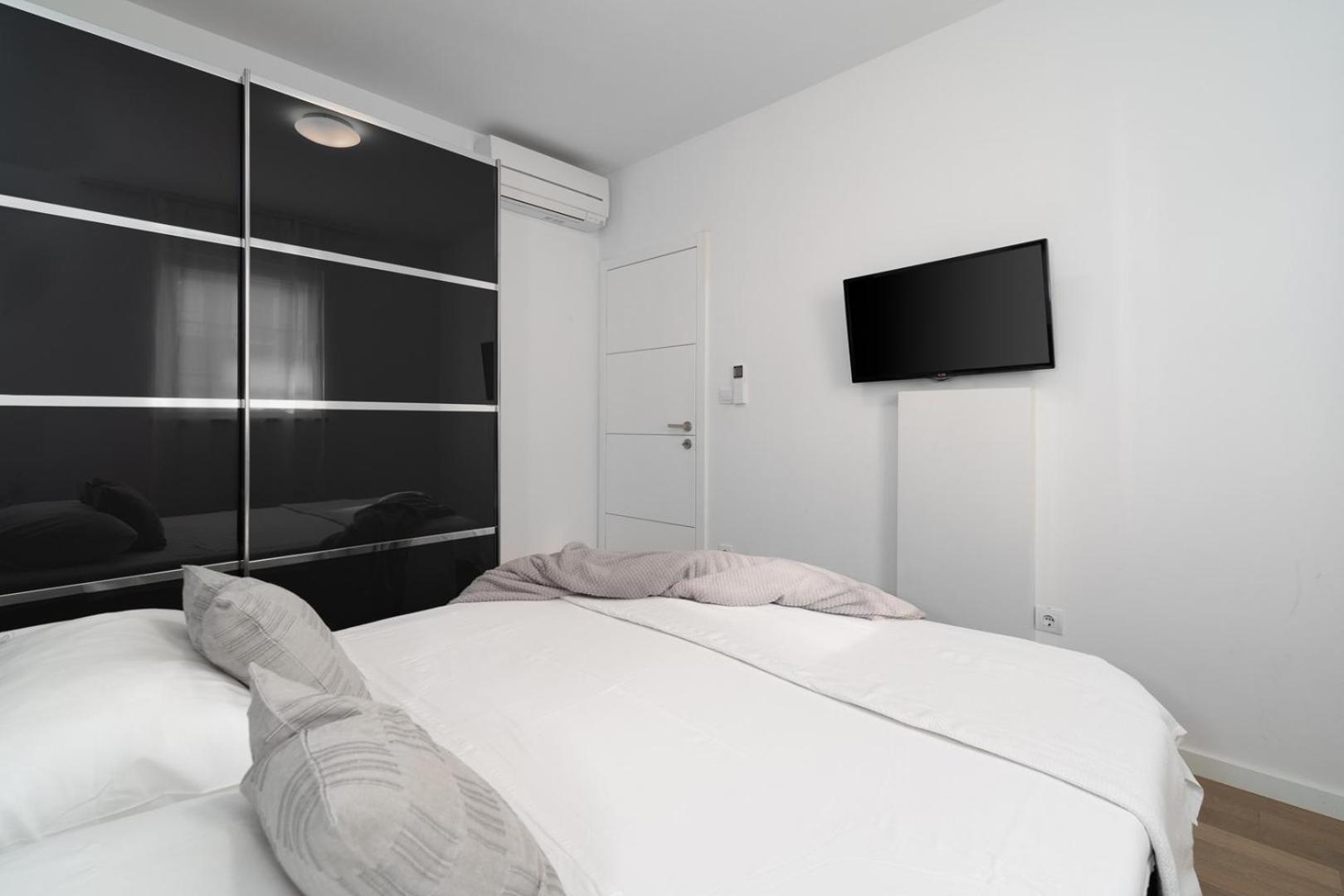 Luxury Villa Lucas With Heated Pool, Whirlpool, Sauna, 14 Pax Podstrana Exteriör bild